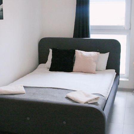 Апартаменти Apartament Nero Торунь Екстер'єр фото